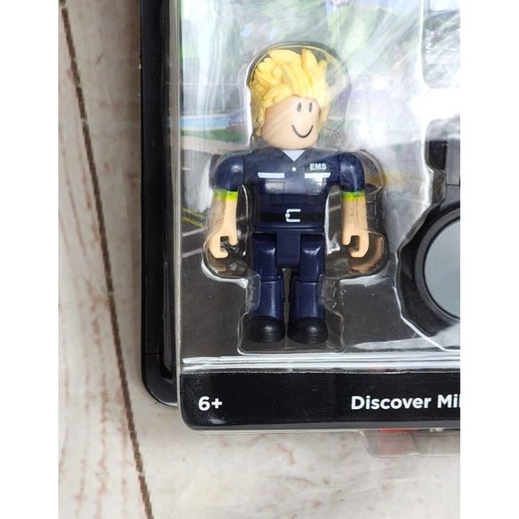 Brookhaven St. Luke's Hospital Roblox Figurines - 6+2 Figures with Checklist - Picture 11 of 13